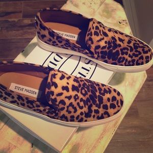 Steve Madden leopard slip on sneakers
